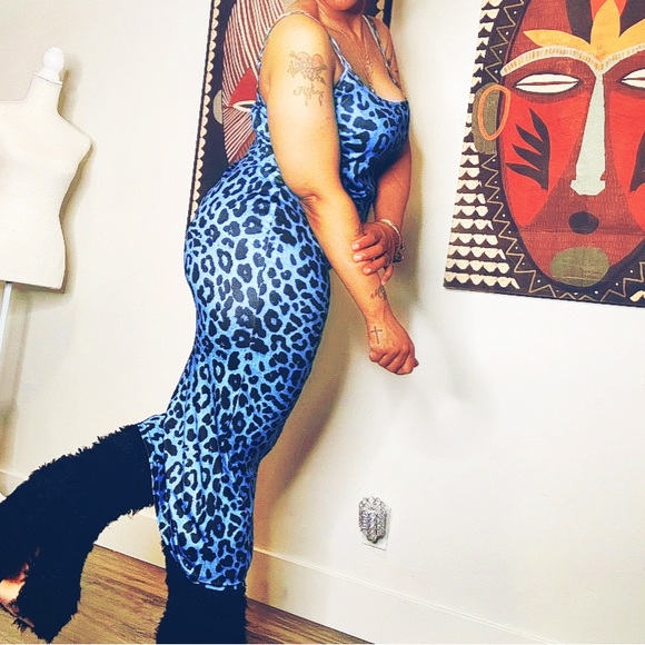 Cheetah print body con dress - Picture 4 of 5